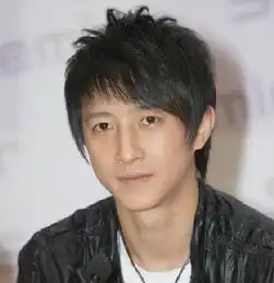 韩庚自曝遭起底微博发文为闹伴娘和黑历史致歉自省
