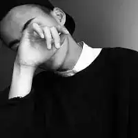 失恋qq头像男生男生黑白失恋用的qq头像

