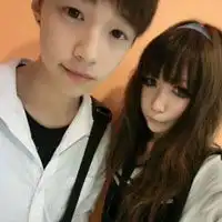 热恋男女qq头像热恋中的甜蜜男女
