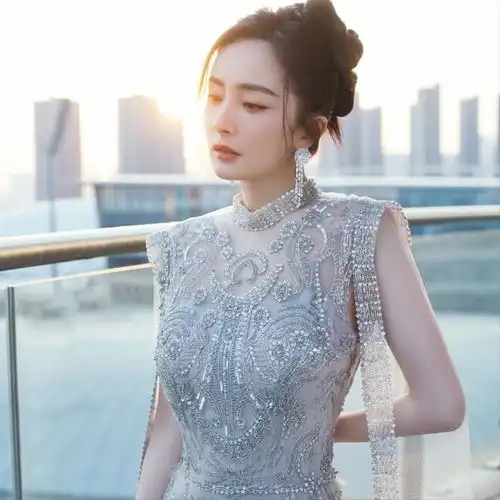 阿迪也干了王一博杨幂等艺人霸气解约,为何男篮男足却集体沉默
