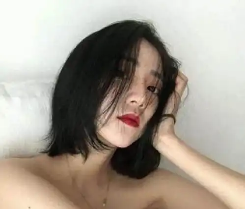 想把女人撩到手,这三个技巧少不了
