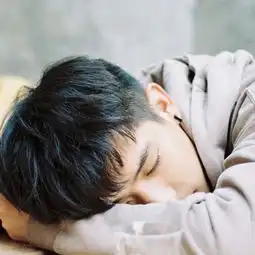 自截男头
