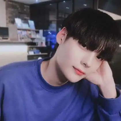 帅气时尚的男生头像,我想要的并不多看我要你喜欢就行了
