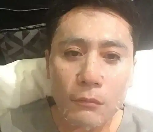 刘烨花式秀恩爱,称被媳妇美哭,网友请赐我这样一个男朋友
