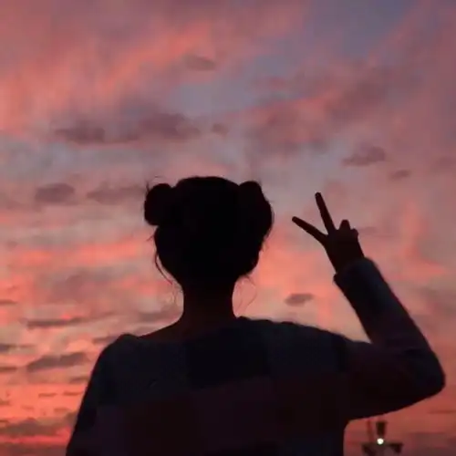 姐妹不散男人常换闺蜜文案
