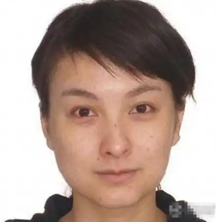 明星素颜证件照曝光
