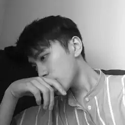 2018最潮qq头像男生黑白超酷你从来不会在乎爱你的人少了我
