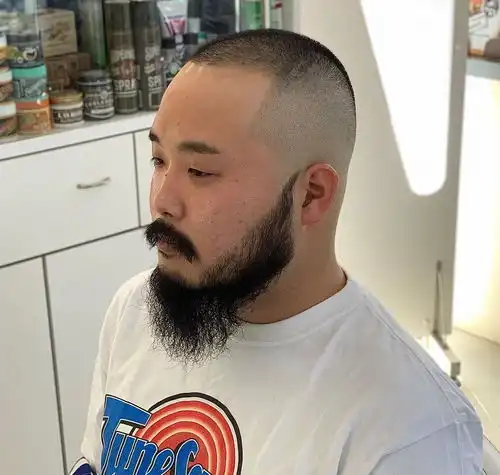 男发别乱剪,选这6种就对了清爽还有型,就连白发大叔都能大变样
