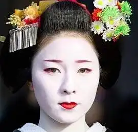 直男关于女生化妆的神逻辑,竟然挺有道理
