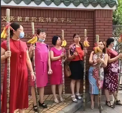 高考为何突然凉凉网友有啥激动的,最后都是打螺丝的
