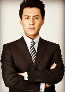 西装绅士风男头像陈楚生