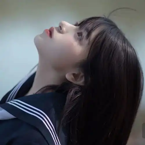 既想当你白月光,又想当你朱砂痣
