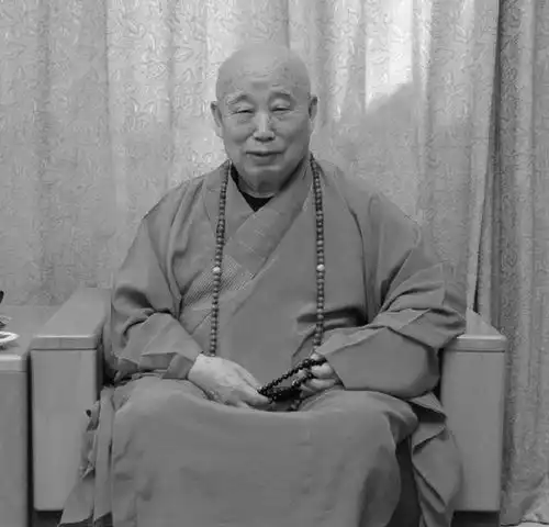 当代高僧传印长老生平
