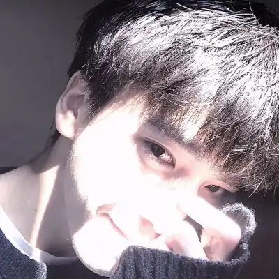 小清新男生头像
