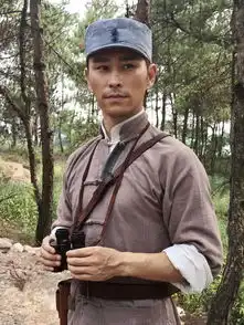 演员于鹏荧屏上的新秀抖音界的翘楚
