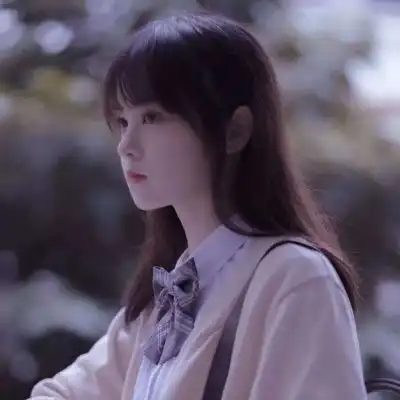 唯美头像女有气质漂亮侧脸女生头像意境图片
