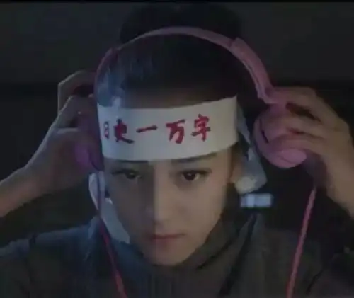 搞怪头像感觉很失落的说说,句句深入人心,越看越想哭
