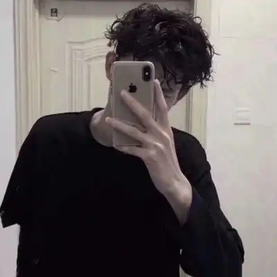 比较丧的头像男冷漠脸
