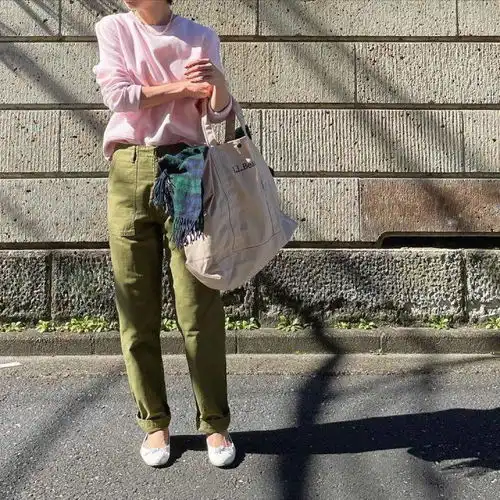 早春职业女性怎么穿舒服又有气质看看这位博主的穿搭你会有收获
