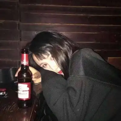 有气质坏女孩高冷头像女生,高清霸气的有气质坏女孩头像图片
