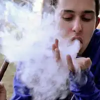 颓废的情侣头像左右两张
