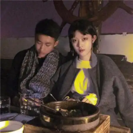 个性搞怪真人情侣头像,终究只有一颗初恋的心
