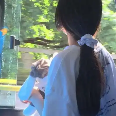 网易云热评你别看现在这么多单身的人,其实很多都是在
