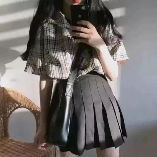 一眼相中的好看头像
