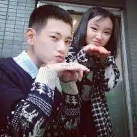 逗比情侣头像一男一女
