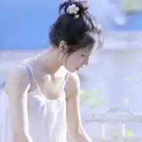 qq头像女白色系列
