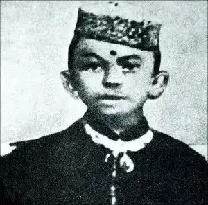 圣雄甘地在南非到底扮演了怎样的角色
