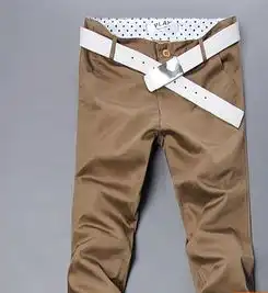 男生卡其色长裤配什么颜色的t桖好看
