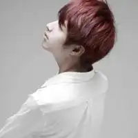 qq头像追那似水如空的简单回忆女生
