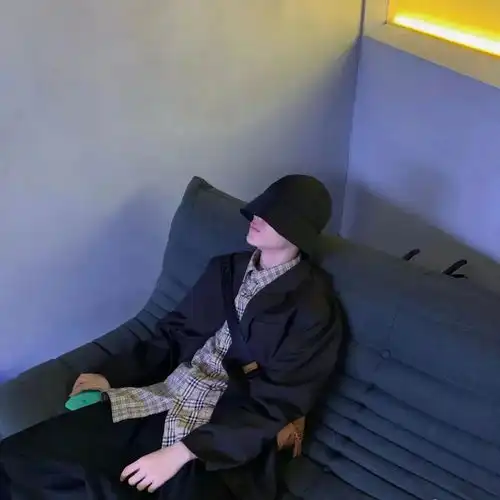 你要悄悄拔尖惊艳所有人
