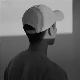 霸气的微信头像2018黑白高冷范爱过和瘦过一样没用
