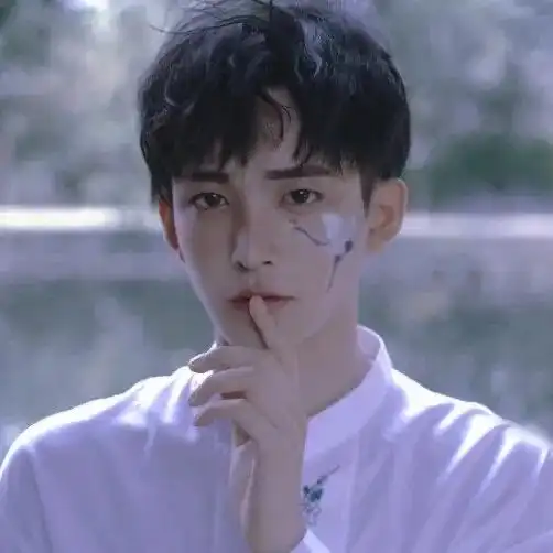 有没有一些有意境的男生头像
