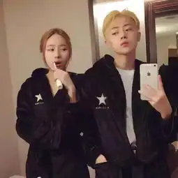 情侣头像孩子萌娃一左一