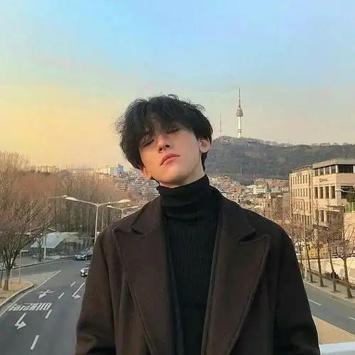 头像第一次见到你的时候
