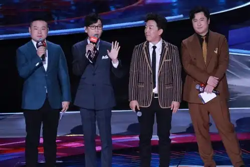 f4用投影隔空重聚引网友热议,朱孝天发文回应影像是虚幻的
