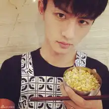 超帅男模奶爸刘畅走红和张亮是好基友
