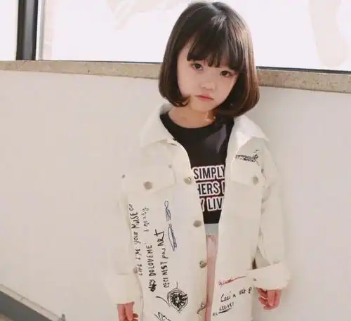 不要再为女儿扎羊角辫了可爱软萌的小女孩发型绑扎方法大全
