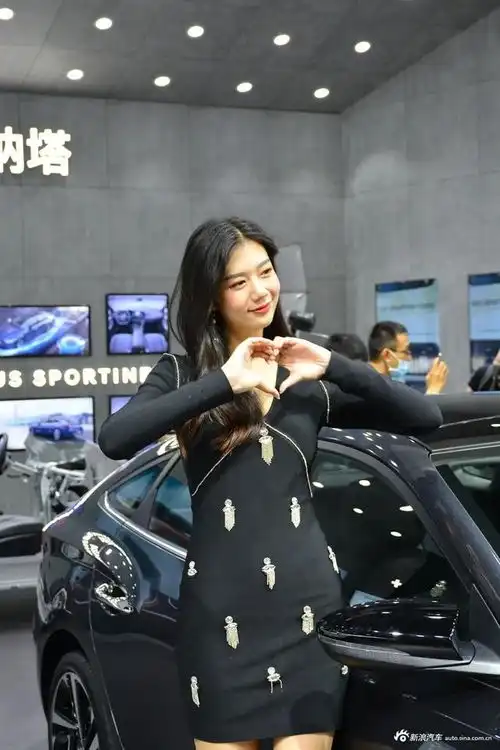 成都车展你要的车模,迟但到
