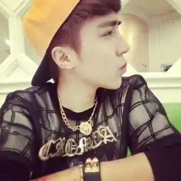 好看的男生qq头像
