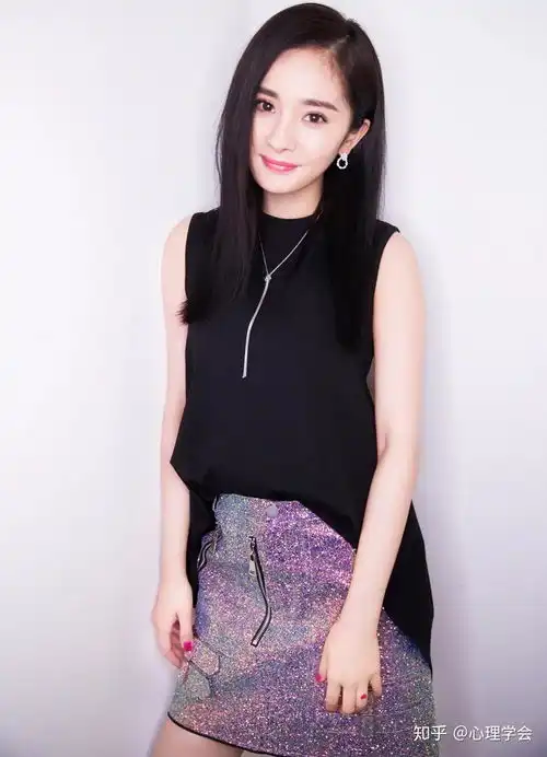 女生说随便怎么办教你两个技巧,让她对你刮目相看
