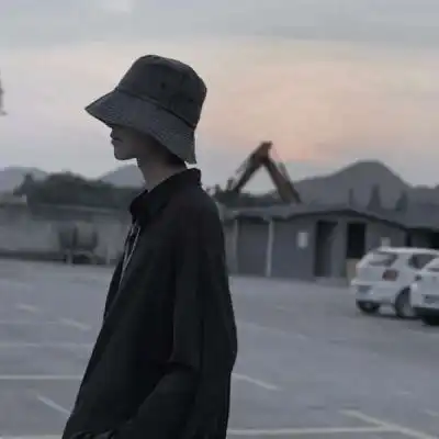 一起走过夏天的人,是不是会更难忘男生头像我要个性网
