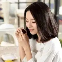 微信头像短发侧脸高冷微信头像图片大全
