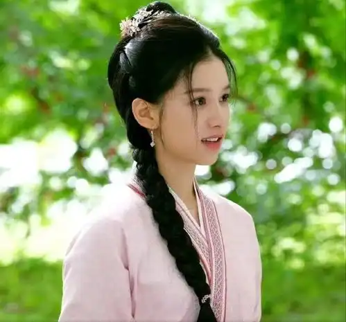 上线9天夺周榜第1,一口气追了15集,这部剧真是太上头了
