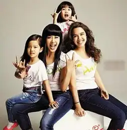 她曾离婚两次,如今46岁竟然带着3个女儿嫁给小自己12岁的男人
