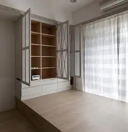 简约风格舒适地台装修图片

