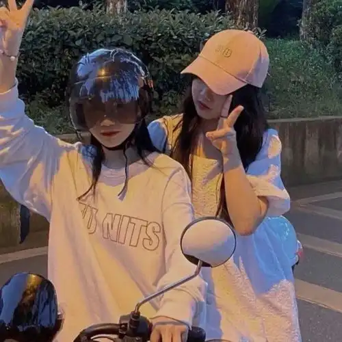 快艾特小姐妹换上好看的闺蜜头像
